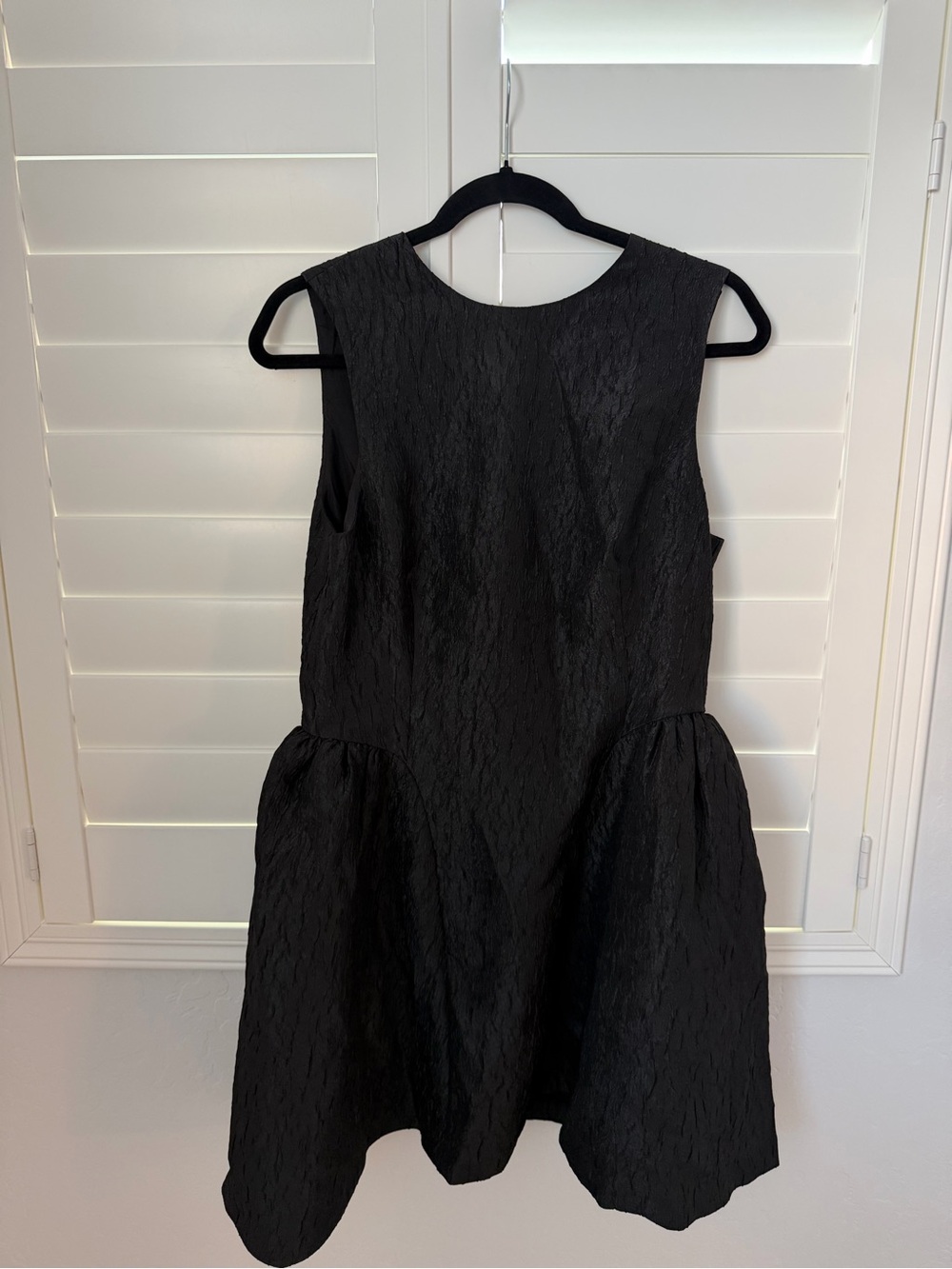 H&M Black Textured Sleeveless A-Line Dress - Picture 4 of 4